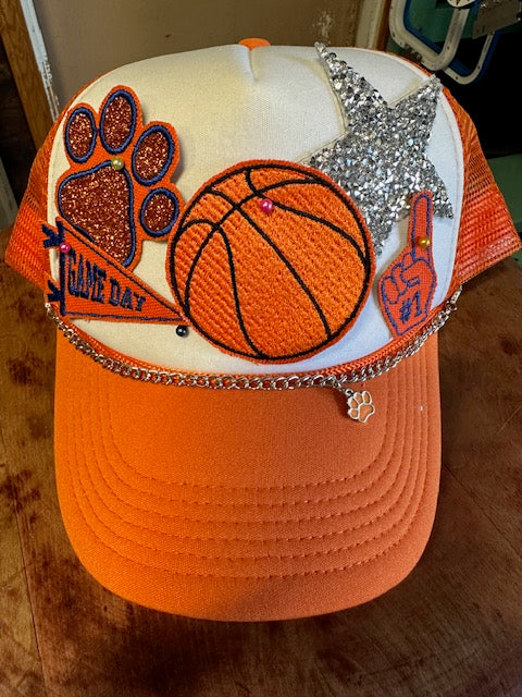 Hounds Basketball Foam Hat